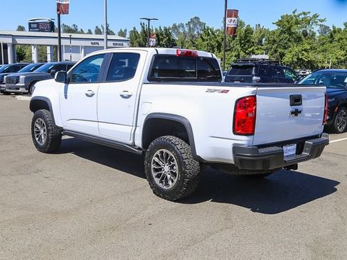 Used 2020 Chevrolet Colorado ZR2 AWD/4WD image 2
