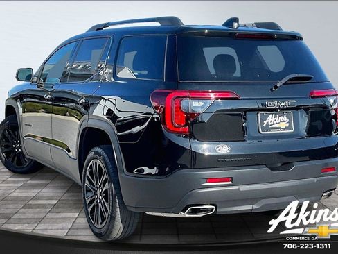 Certified 2023 GMC Acadia SLE w/ Driver Convenience Package image 4