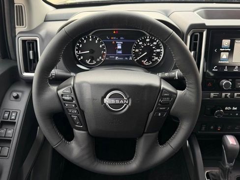 New 2026 Nissan Frontier SV image 18