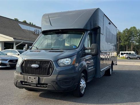 Used 2021 Ford Transit 350 DRW RWD image 2