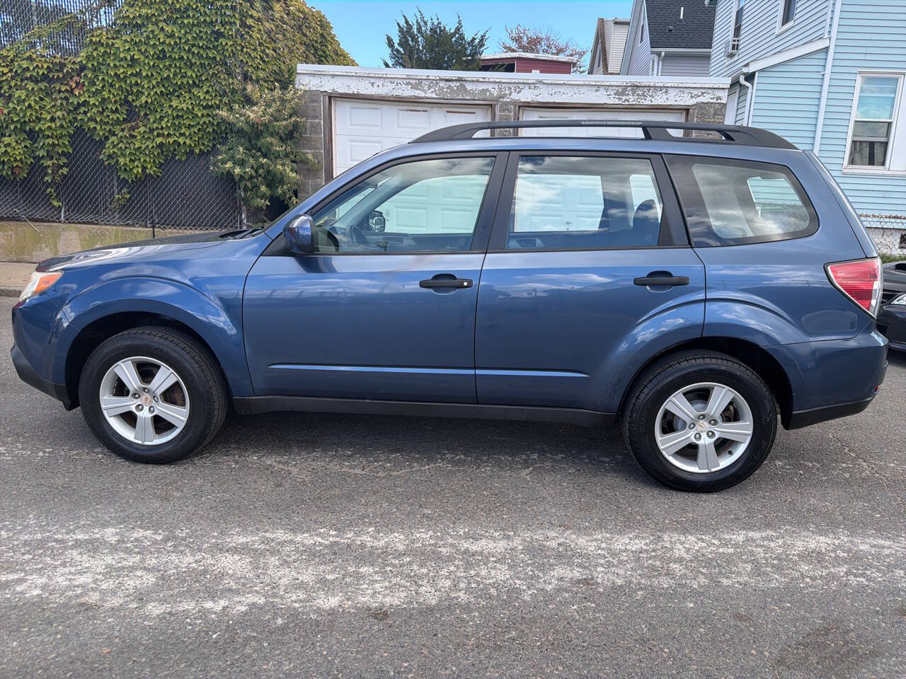 Used 2012 Subaru Forester 2.5X AWD/4WD image 7