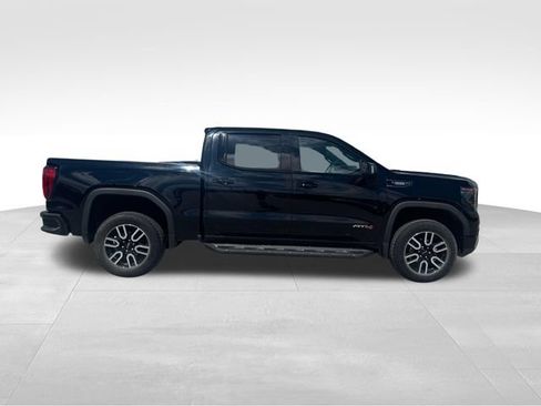 Used 2023 GMC Sierra 1500 AT4 w/ Technology Package AWD/4WD image 6