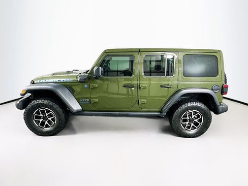 Used 2023 Jeep Wrangler Unlimited Rubicon 4xe AWD/4WD image 4