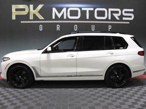 Used 2020 BMW X7 xDrive40i w/ Premium Package image 3