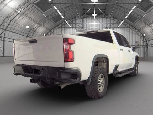Used 2021 Chevrolet Silverado 2500 W/T RWD image 4