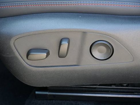 Used 2024 Chevrolet Equinox EV RS AWD/4WD image 12