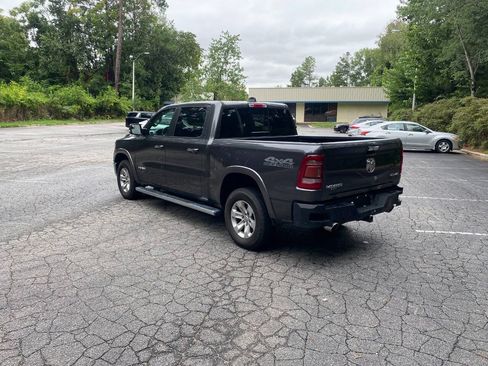 Used 2019 RAM 1500 Laramie w/ Off Road Group AWD/4WD image 8