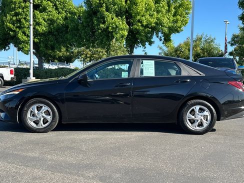 Used 2022 Hyundai Elantra SE FWD image 7