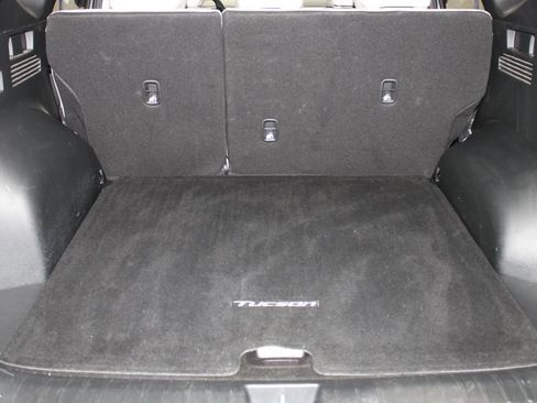 Used 2022 Hyundai Tucson Limited w/ Cargo Package image 26