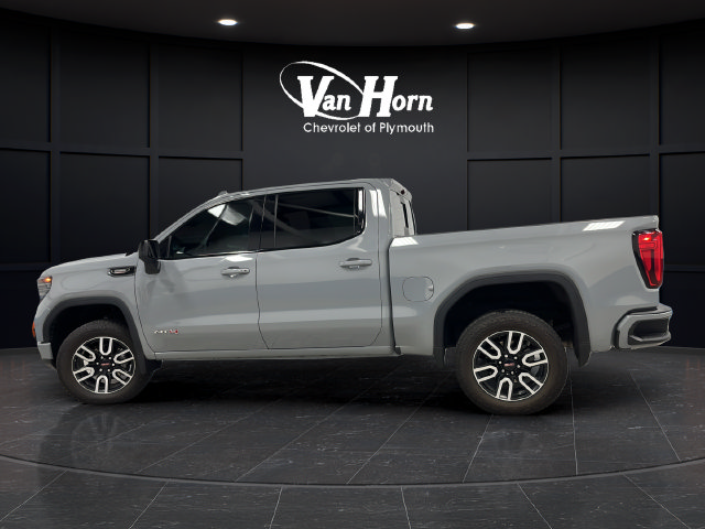 Used 2024 GMC Sierra 1500 AT4 w/ Technology Package AWD/4WD image 4
