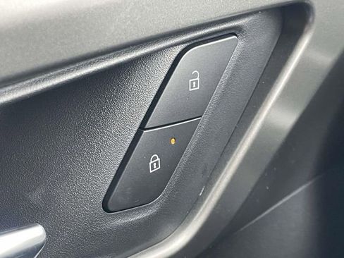 New 2026 Chevrolet Traverse LT w/ Driver Confidence Package image 19