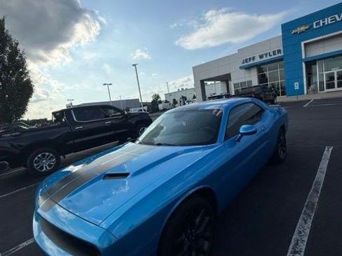 Used 2023 Dodge Challenger SXT w/ Blacktop Package RWD image 15