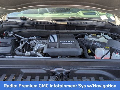 Used 2021 GMC Sierra 1500 AT4 w/ AT4 Value Package AWD/4WD image 14