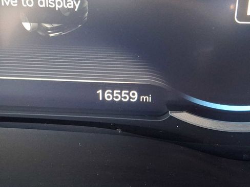 Used 2023 Genesis GV80 3.5T w/ Advanced Package image 17