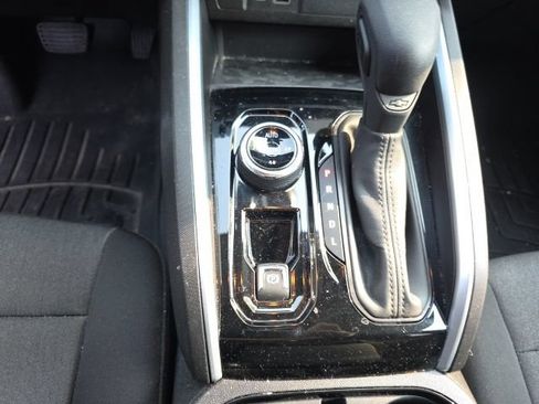 Used 2023 Chevrolet Colorado Trail Boss AWD/4WD image 10