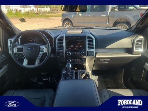 Used 2015 Ford F150 Lariat w/ Equipment Group 502A Luxury AWD/4WD image 20