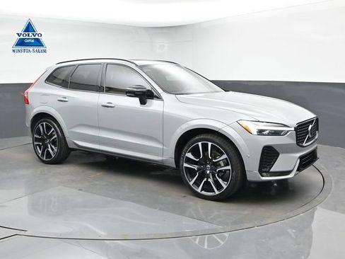 Used 2024 Volvo XC60 B5 Ultimate w/ Protection Package Premier AWD/4WD image 1