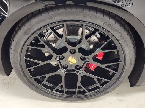 Used 2020 Porsche 911 Carrera 4S image 43