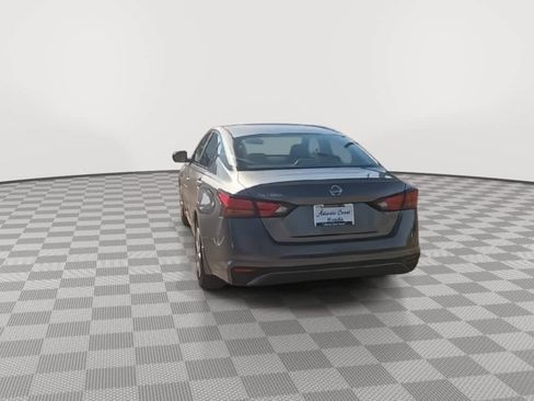 Used 2022 Nissan Altima 2.5 S image 7