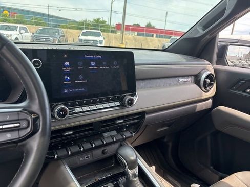 Used 2023 Chevrolet Colorado ZR2 w/ ZR2 Convenience Package III AWD/4WD image 13