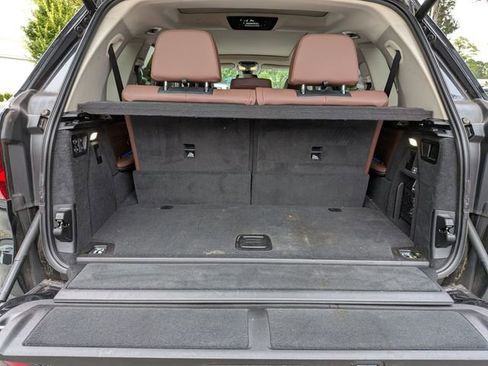 Used 2022 BMW X7 xDrive40i w/ Premium Package image 39