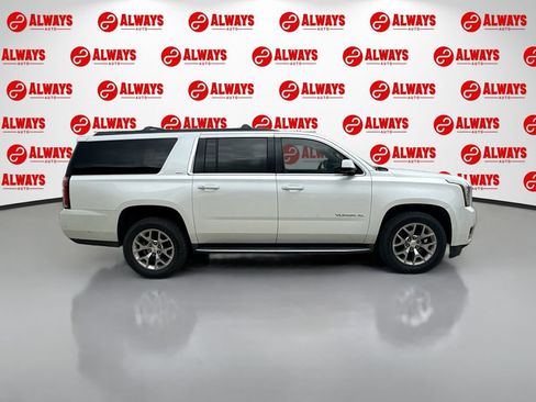 Used 2016 GMC Yukon XL SLT w/ Open Road Package RWD image 4
