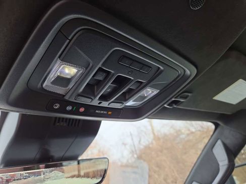 Used 2024 GMC Sierra 2500 Denali Ultimate image 16