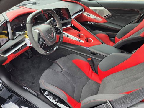 New 2026 Chevrolet Corvette Z06 w/ Z07 Performance Package RWD image 12