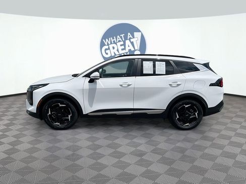 Certified 2026 Kia Sportage EX w/ EX Panorama Roof Package FWD image 9