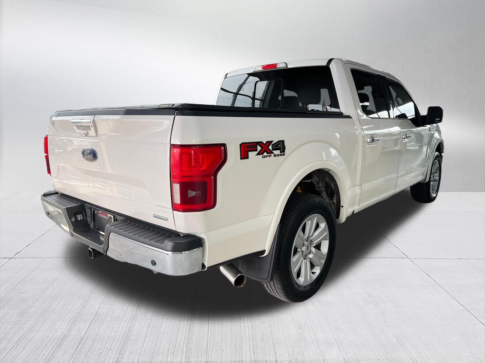 Used 2018 Ford F150 Lariat w/ Equipment Group 502A Luxury AWD/4WD image 4