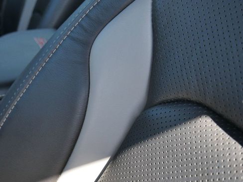 Used 2017 Chevrolet Camaro SS RWD image 37