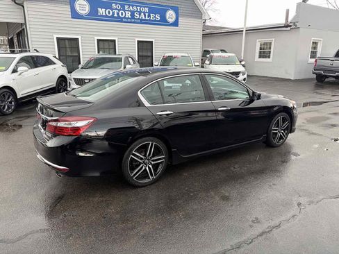 Used 2017 Honda Accord Sport Special Edition image 7