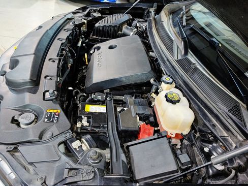 Used 2019 Chevrolet Traverse Premier w/ Redline Edition image 61