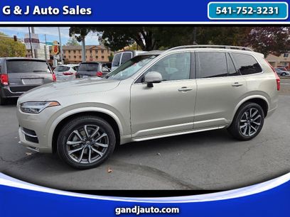 Used 2016 Volvo XC90 T6 Momentum w/ Momentum Plus Package