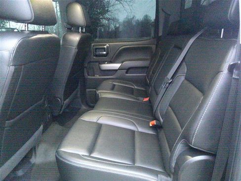 Used 2017 Chevrolet Silverado 1500 LTZ Z71 w/ Redline Edition image 17