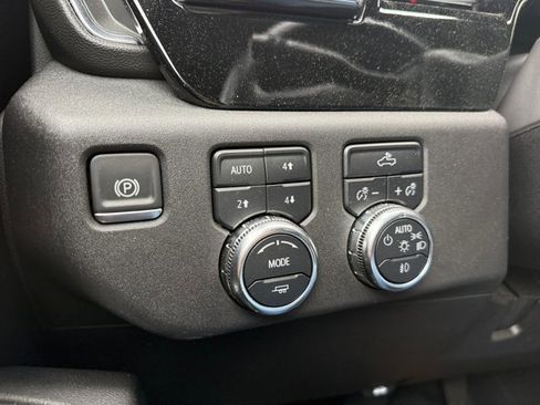 Used 2024 GMC Sierra 1500 Elevation AWD/4WD image 23