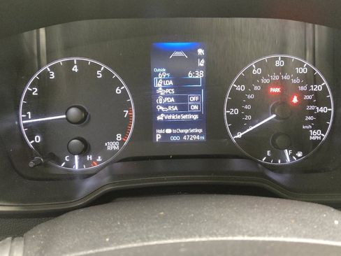 Used 2024 Toyota Corolla LE image 23