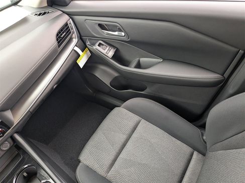 New 2026 Nissan Rogue SV image 23