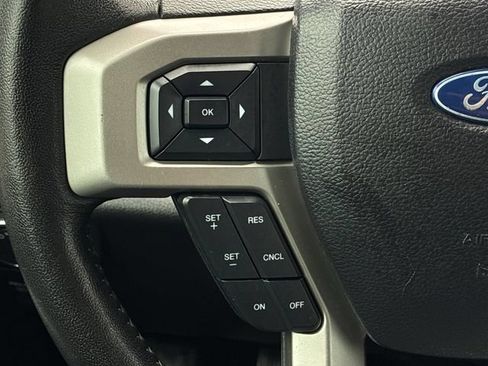 Used 2020 Ford F150 Lariat AWD/4WD image 23