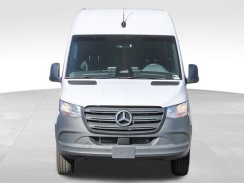 New 2025 Mercedes-Benz Sprinter 2500 image 2
