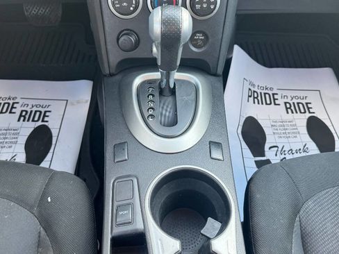 Used 2015 Nissan Rogue S w/ Convenience Package AWD/4WD image 13