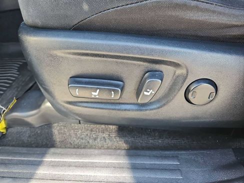 Used 2019 Toyota 4Runner TRD Off-Road image 18