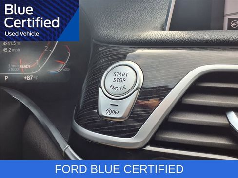Used 2021 BMW 740i w/ M Sport Package RWD image 12