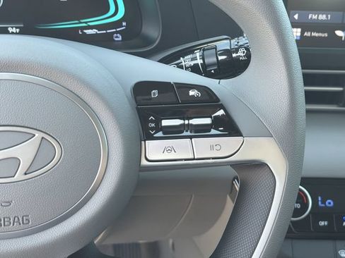 New 2026 Hyundai Elantra Hybrid FWD image 27