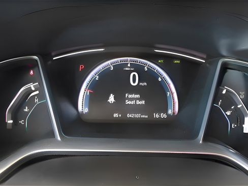 Used 2020 Honda Civic EX image 13