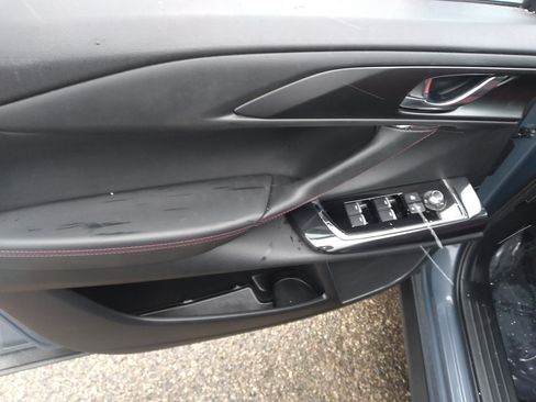 Used 2022 MAZDA CX-9 Carbon Edition image 39