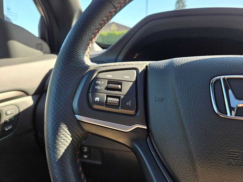 Used 2024 Honda Ridgeline TrailSport image 32