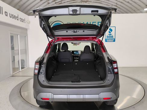 Used 2025 Nissan Kicks SV w/ SV Premium Package FWD image 7