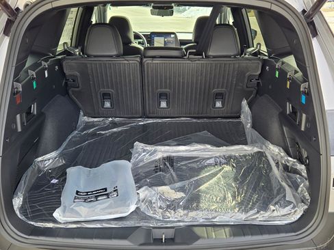 New 2026 Subaru Outback Touring XT AWD/4WD image 13