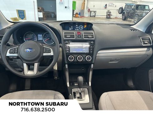 Used 2018 Subaru Forester 2.5i Premium w/ All-Weather Package AWD/4WD image 5